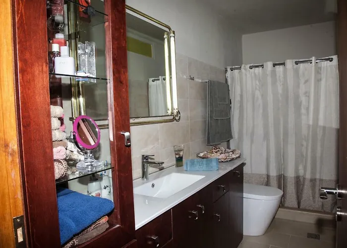 Virginia Place * Αθέρας