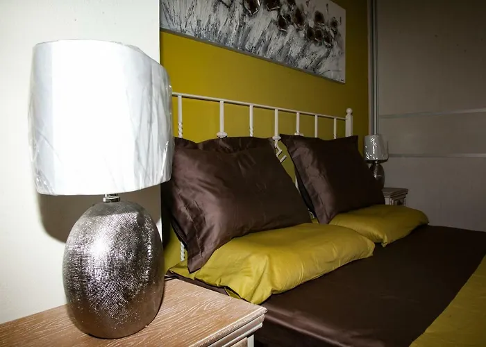 Virginia Place * Αθέρας